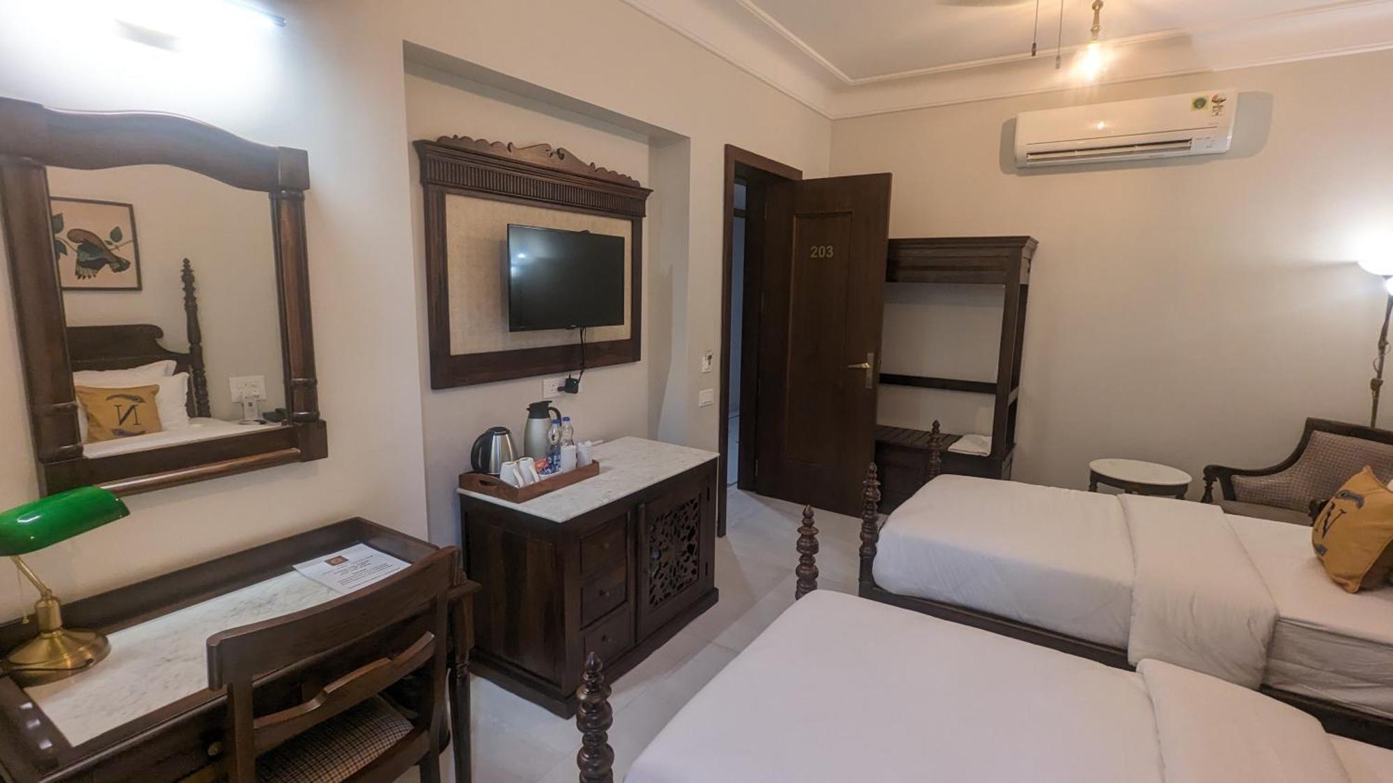Hotel Naren Villa Удайпур Экстерьер фото